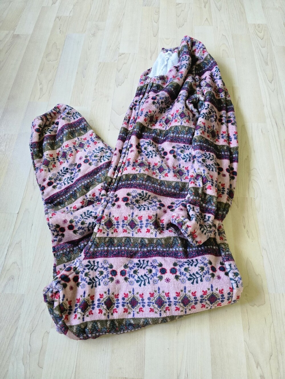 Natural Life Fair Isle Long Sleeve One Piece Fleece Pajamas Size Medium